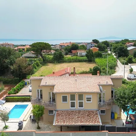 Willa Lara Ii With Private Pool Ližnjan