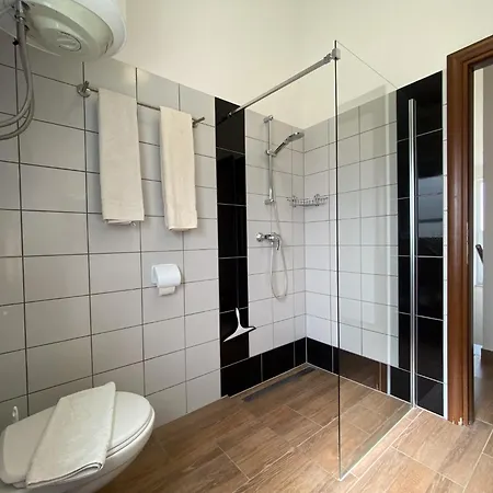 Vila Lara Ii With Private Pool